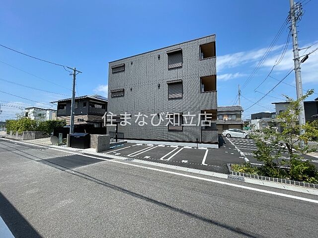 5 / 22