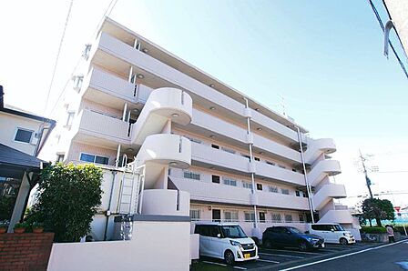 現地ご見学・詳細が知りたい・資料請求など、何でもお気軽にお問い合わせください