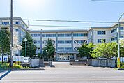 鶴ヶ島市立藤中学校 徒歩16分。 1230m
