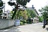 周辺：鶴ヶ島市立長久保小学校 880m