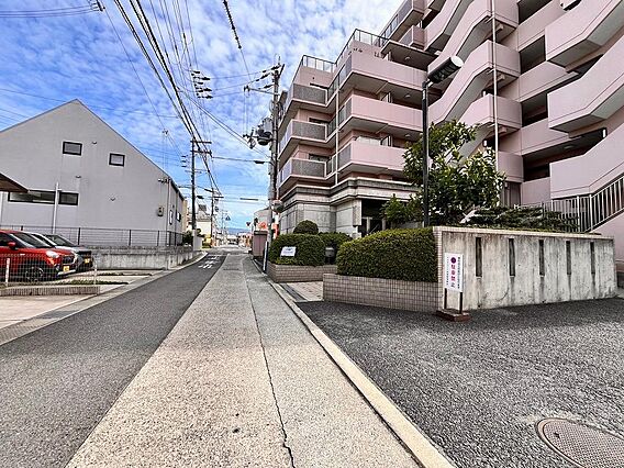 緑多い環境でス...