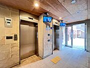 大阪市内へのアクセスも良好で、通勤通学にも便利な立地。居住用はもちろん、将来の資産としてもご検討いただけます。