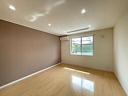 Mond小張木 106 1階1Kのリビング/ダイニング