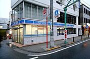ローソン鹿島田駅東口店 142m