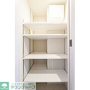 シューズボックス