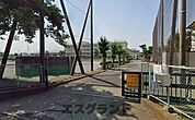 平塚市立富士見小学校 徒歩14分。 1100m