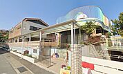認定こども園中央マドカ幼稚園 徒歩9分。幼稚園や保育園が整い、小さなお子さまの通園も安心。子育て世帯に嬉しい環境です。 720m