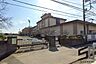 周辺：小田原市立豊川小学校 徒歩16分。小学校があり、通学の安心感と子育て世帯に嬉しい教育環境が整います。 1280m