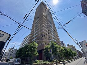 カスタリアタワー長堀橋  ｜ 大阪府大阪市中央区島之内1丁目（賃貸マンション2LDK・21階・56.86㎡） その1