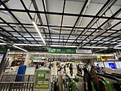 常磐線「柏」駅　4200ｍ　東武バスセントラル「榎木台」停よりバス約24分