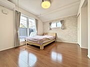 2階に洋室が3室あり、家族それぞれの個室や子供部屋に最適です♪