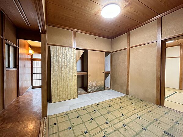 室内を拡大表示