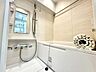 浴室：【Bathroom】リラックスできる空間で、一日の疲れを癒し、心身共にリフレッシュできます。