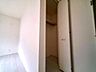 収納：【Bedroom】クローゼット完備で収納力◎。家具の配置もしやすい機能的な洋室です。