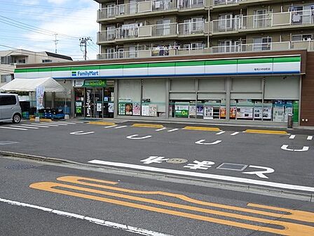 ファミリーマート 稲毛小中台町店 70m