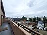 バルコニー：【Balcony】日当たりの良いバルコニーはお洗濯物がしっかり乾きやすく、毎日の家事にも重宝します。