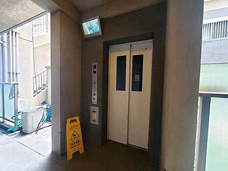【Facilities】エレベーター付きで荷物の多い日もラクラク。上階でも快適に暮らせます。