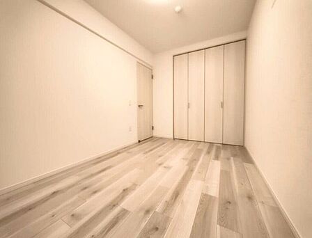 【Bedroom】主寝室や子ども部屋、在宅ワークにも使える洋室。暮らしに合わせて自由にレイアウトできます。