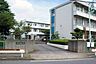 周辺：真砂東小学校 850m