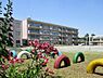 周辺：真砂第五小学校 670m