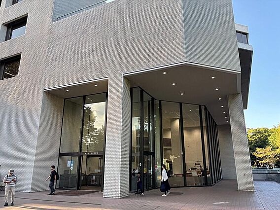 都立中央図書館