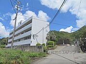 黒井小学校まで1100メートル