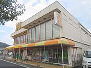 にしがき　岩滝店まで1800メートル