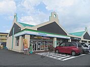 ファミリーマート　与謝野町岩滝店まで700メートル