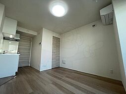 フォルテウエスト 4階1Kのリビング/ダイニング