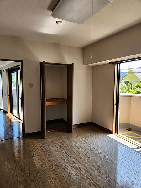 洋室を拡大表示