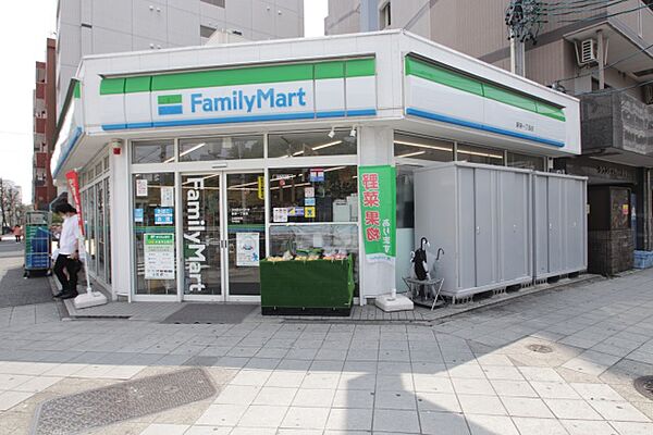 画像25:ファミリーマート　新栄一丁目店