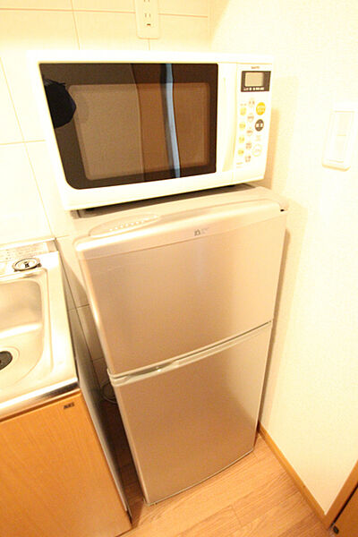 画像17:冷蔵庫・電子レンジ付き