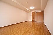 ※別号室のお写真のため現況優先