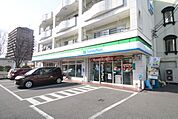 ファミリーマート　成田かの里店