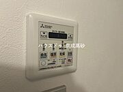 カビの発生も抑制出来ます！また暖房・涼風機能も付いているので冬はいつでも暖かく、夏は涼しく、雨の日でも洗濯物が乾くのも良いですよね！梅雨の時期など重宝します。
