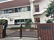 南新宿保育園 450m