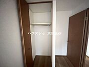 適材適所の収納付きです。