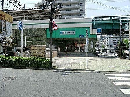 北綾瀬駅 720m