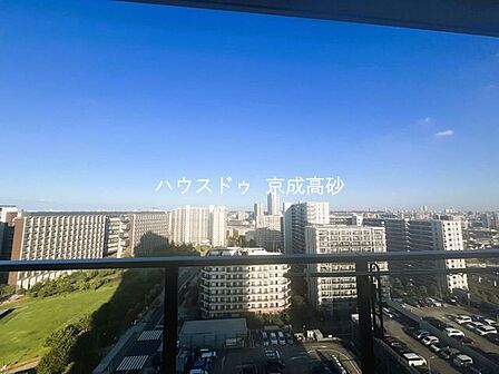 今日も、明日も、この街で。毎日同じに見える風景も、マイホームからの景色は日毎に違う表情を見せてくれます。
