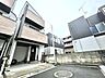 その他：前面道路含む外観