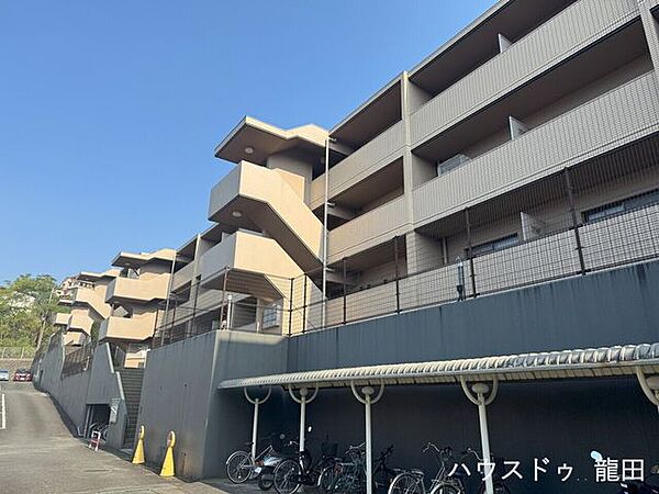 コアマンション室園台