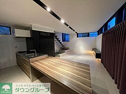 鵜の木戸建 1階2LDKのリビング/ダイニング