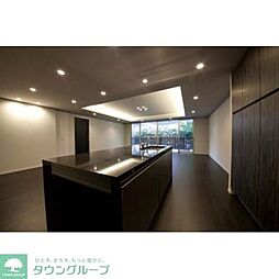 ガーデン高輪 304 3階2LDKのリビング/ダイニング