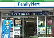 ファミリーマート伊豆屋下目黒三丁目店 徒歩4分。 300m