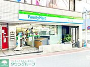 ファミリーマート南青山七丁目店 徒歩5分。 340m