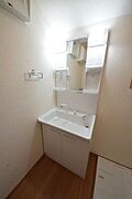 タウンハウジングレジデンス事業部　恵比寿店・赤坂店までお問合せ下さい。