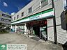 周辺：ファミリーマート目黒中町店 徒歩3分。 220m