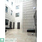 お部屋探しは株式会社　タウンハウジング　までお気軽にお問合せ下さい。クレジットカード決済・首都圏を中心直営143店舗　仲介件数全国2位の豊富な実績！諸費用・審査等・何でもご相談下さい。