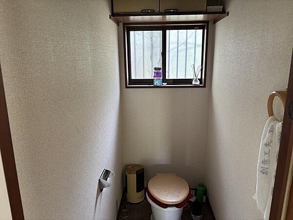 トイレを拡大表示
