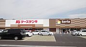 アクロスプラザ八尾まで1200m 徒歩15分。スーパーマーケット、ドラッグストア、飲食店などが揃うショッピングセンターです。営業時間9:00〜22:00。※一部営業時間が異なる店舗があります。